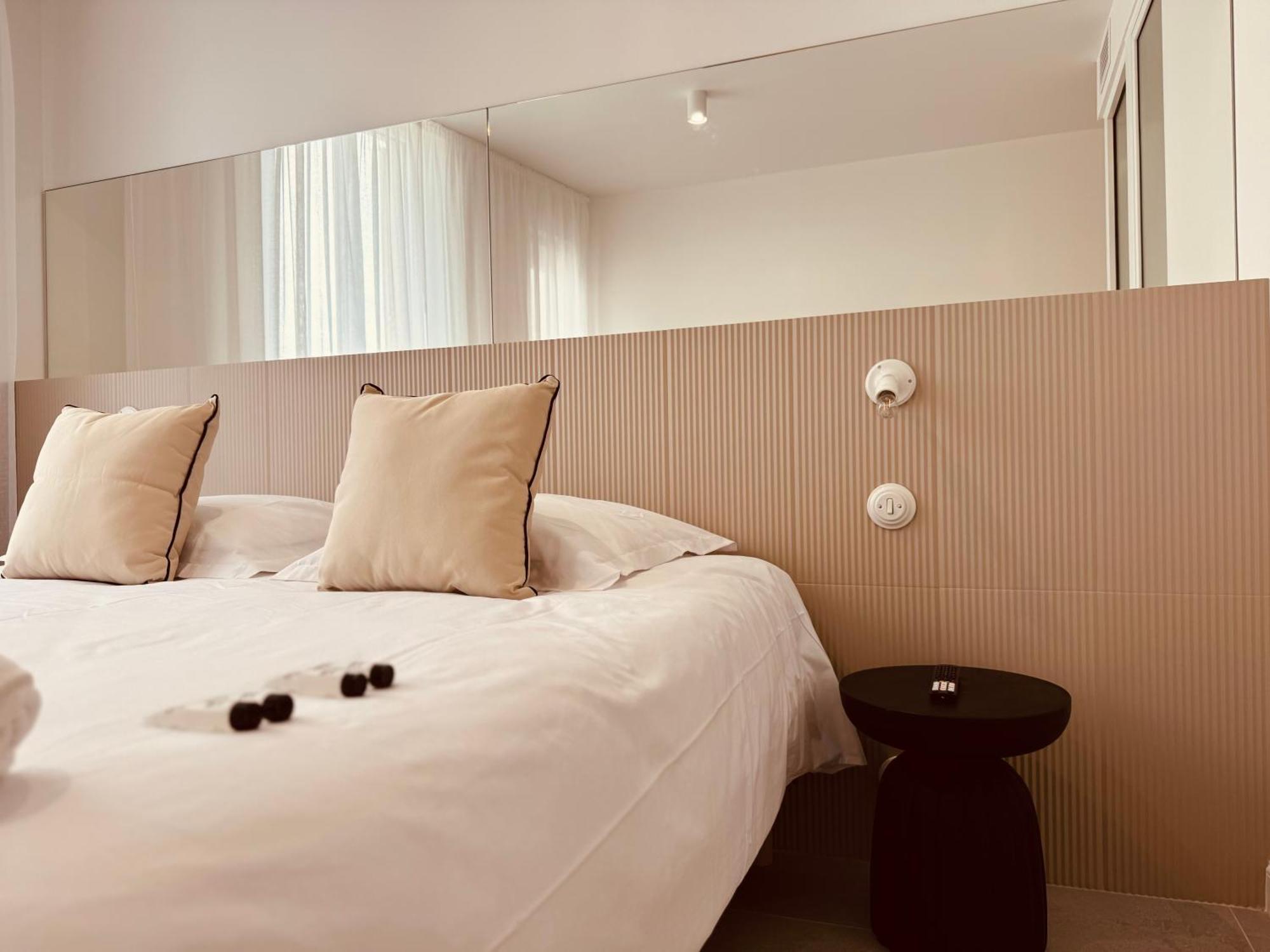 Maison Lyo Suite Luxe Кан Екстериор снимка