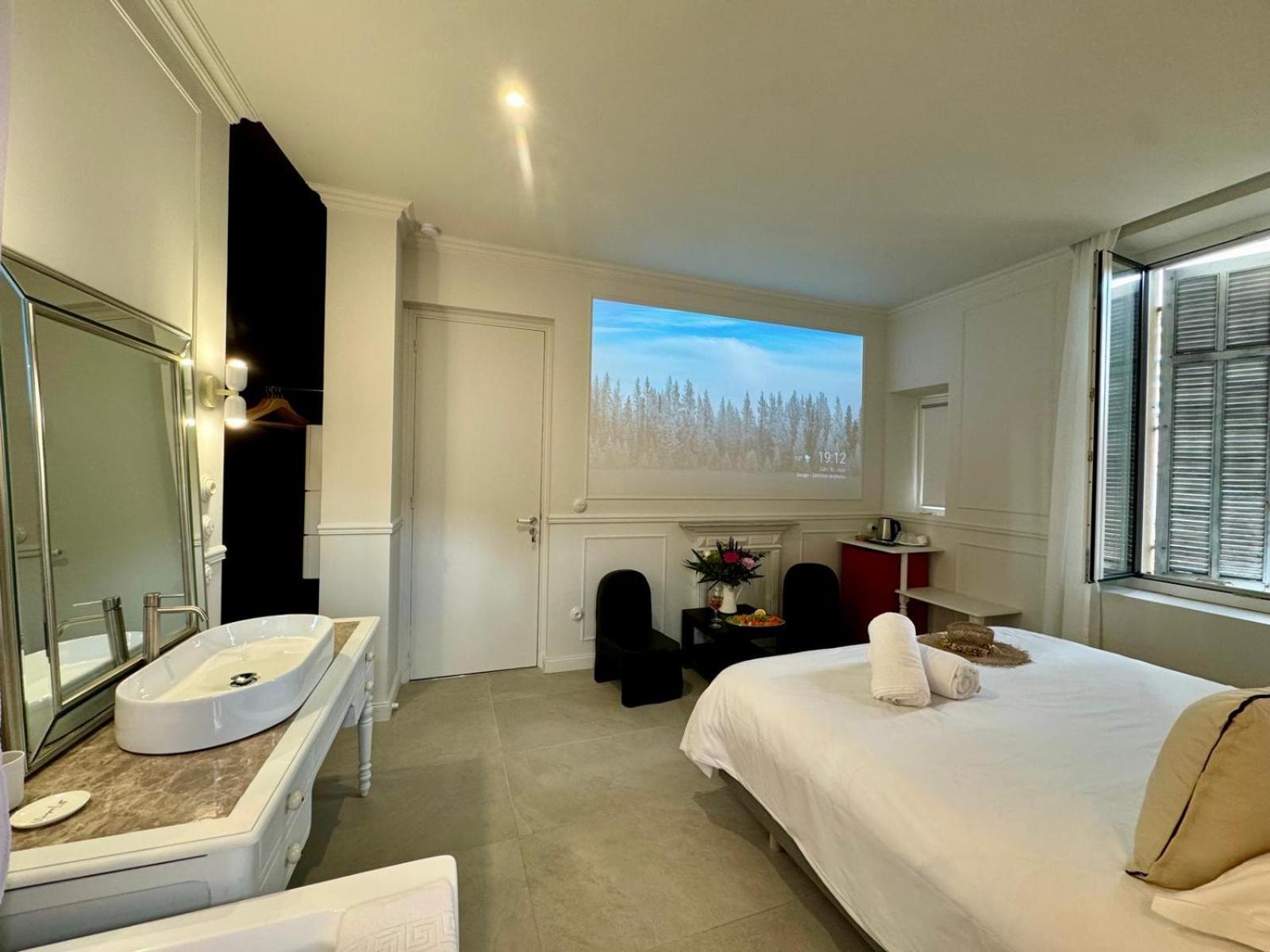 Maison Lyo Suite Luxe Кан Екстериор снимка
